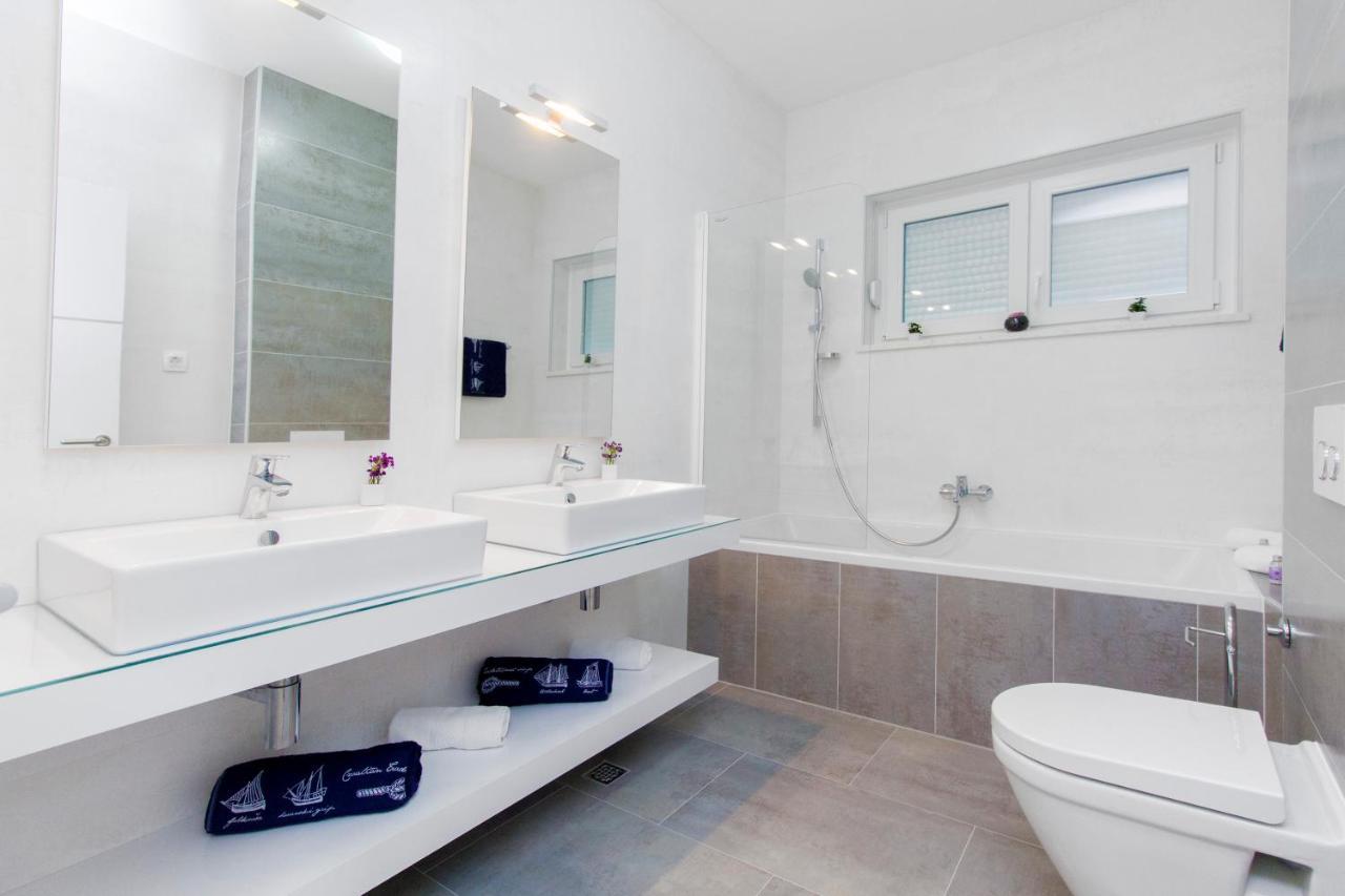 Apartment Royal Vodice Eksteriør billede